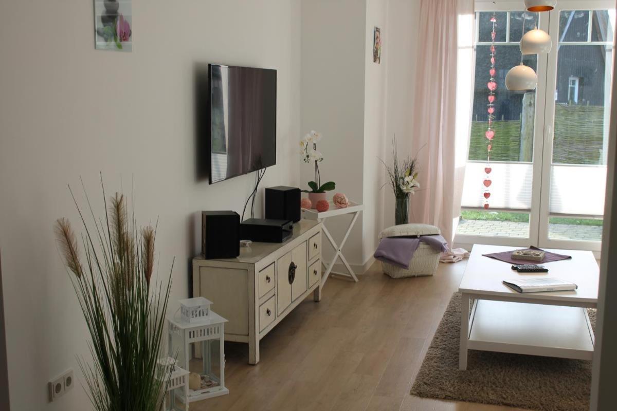 Ferienwohnung Asia In Born Eksteriør bilde